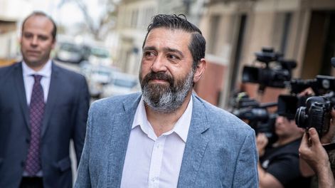 Marcelo Acuña a la salida del juzgado. Foto: Mauricio Zina, adhocFOTOS