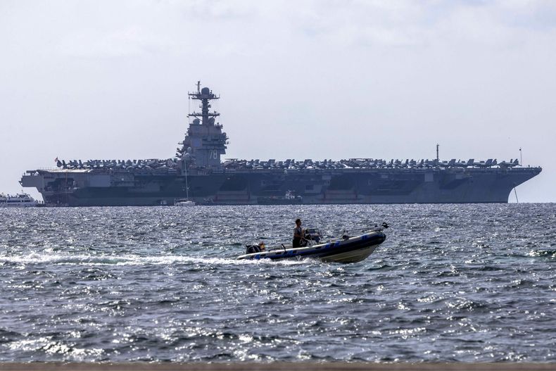 EE.UU. despliega su mayor portaaviones en el Caribe en medio de tensión con Venezuela.