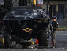 Efectivos de la Guardia Nacional de Venezuela en la entrada del Fuerte Tiuna, el complejo militar más grande del país. Efectivos de la Guardia Nacional de Venezuela en la entrada del Fuerte Tiuna, el complejo militar más grande del país.