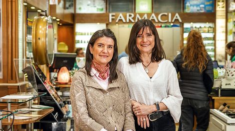 Patricia y Ana Loffredo posan para Trayectorias. Foto: Adrián Echeverriaga