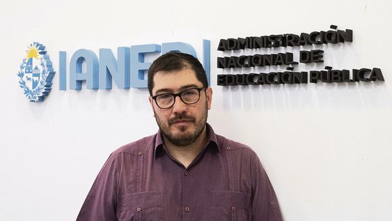 Gonzalo Muñoz durante la entrevista con Búsqueda. Fotos: Pablo Vignali / adhocFOTOS Gonzalo Muñoz durante la entrevista con Búsqueda. Fotos: Pablo Vignali / adhocFOTOS