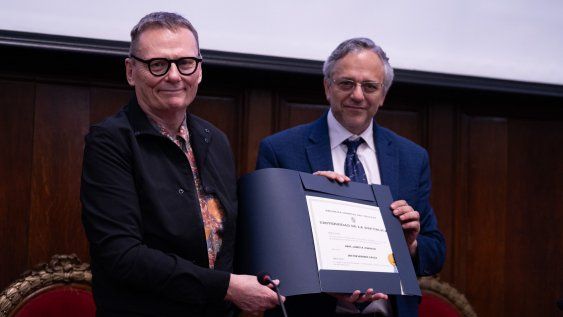 James Robinson durante su charla en Montevideo. James Robinson durante su charla en Montevideo.