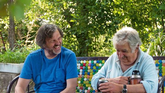 imagen de Tirar fruta y vender flores imagen de Tirar fruta y vender flores