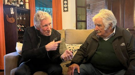Roger Waters conversa con José Mujica en Maldonado. Foto: X del MPP