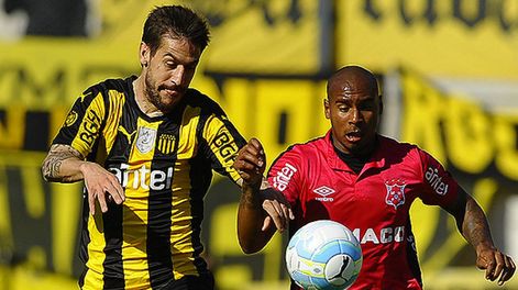 imagen de Da Silva tiembla pero no cae