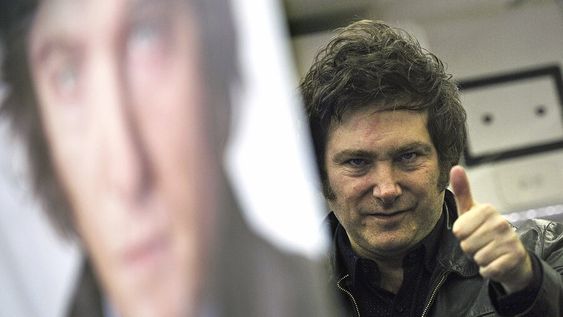 Milei durante un acto de campaña electoral. Foto: Juan Mabromata, AFP Milei durante un acto de campaña electoral. Foto: Juan Mabromata, AFP