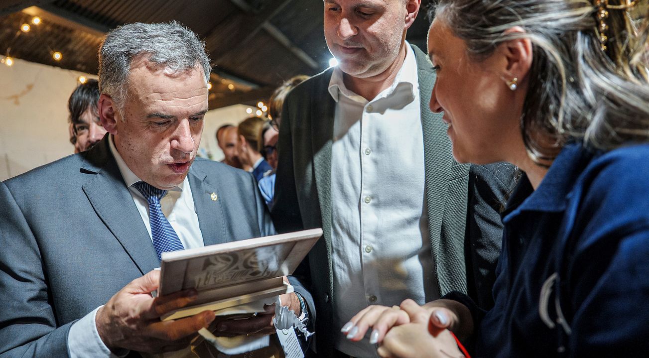 Yamandú Orsi y Francisco Legnani en la Expo Prado 2025.&nbsp;