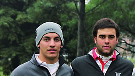 imagen de María y Sofía García Austt y Agustín Acosta con Agustín Tarigo son los nuevos campeones del torneo por parejas del Club de Golf