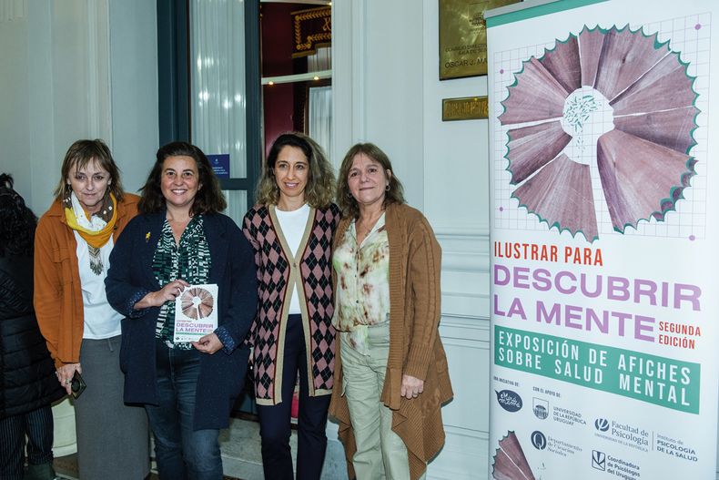 De Ilustrar para descubrir la mente: Alejandra Lopez, Carolina Curbelo, Maria Eugenia Fazio y Julia Perea