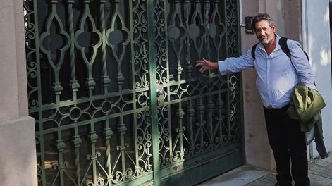 Fernando López, frente a la sede de la gremial, ubicada en el barrio Reducto