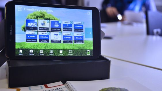 imagen de Con tablets del plan Ibirapitá, la Corte Electoral prevé anunciar “antes que nadie” los resultados de las próximas elecciones imagen de Con tablets del plan Ibirapitá, la Corte Electoral prevé anunciar “antes que nadie” los resultados de las próximas elecciones