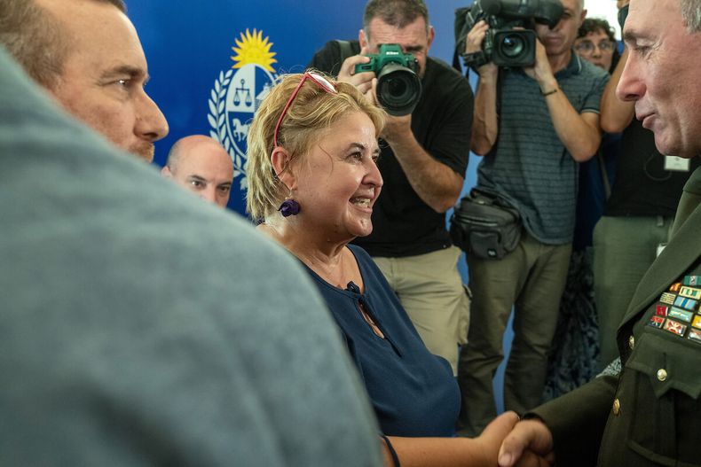 Sandra Lazo durante la asunción de autoridades en el Ministerio de Defensa Nacional.