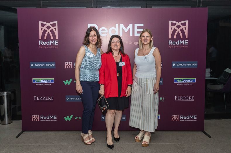Las directivas de RedME Natalia Montuori, Andrea Medina y María de la Paz Goldaracena