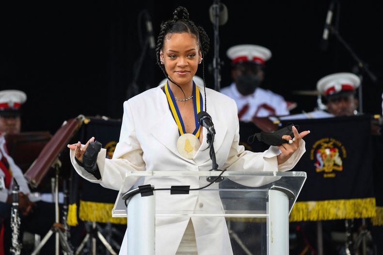 El ícono pop Rihanna, la barbadense más universal, fue distinguida especialmente en la histórica jornada del 30 de noviembre. Foto: AFP