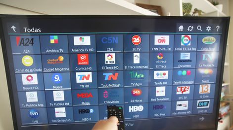Búsqueda | Empresas de cable del interior están preocupadas por el IPTV, un servicio que permite acceder a señales de TV a través de Internet sin licencia, a muy bajo cost