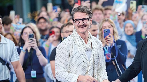 El debut de Pedro Pascal en el universo Marvel tiene el nombre de Reed Richards, mejor conocido como Míster Fantástico. El actor de The Last of Us conserva una amistad de 25 años con Matt Shakman, director de Los 4 Fantásticos: primeros pasos El debut de Pedro Pascal en el universo Marvel tiene el nombre de Reed Richards, mejor conocido como Míster Fantástico. El actor de The Last of Us conserva una amistad de 25 años con Matt Shakman, director de Los 4 Fantásticos: primeros pasos