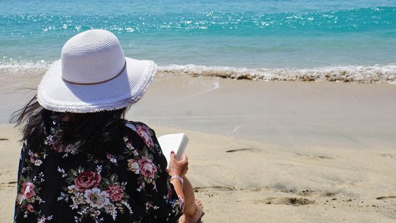 imagen de Cinco libros para leer en la playa
