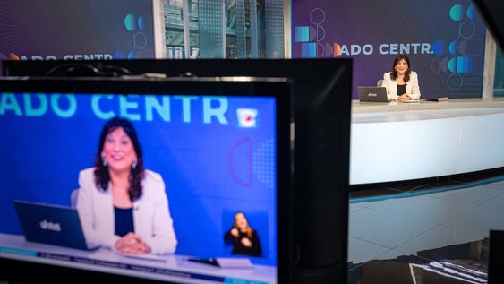 Blanca Rodríguez durante la conducción de su último noticiero Blanca Rodríguez durante la conducción de su último noticiero