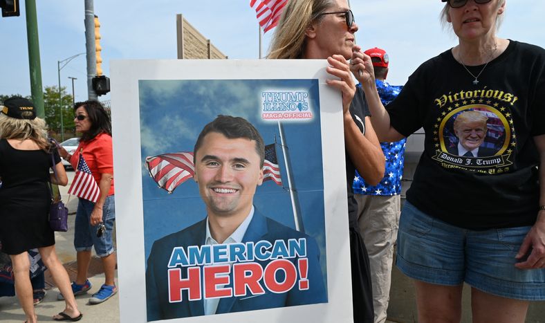 Para el coronel retirado Pablo Caubarrere, el asesinato de Charlie Kirk refleja un clima de intolerancia ideológica que se ha instalado también en Uruguay.