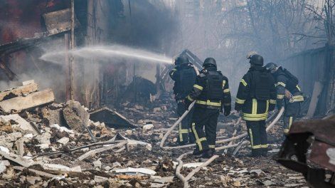 Varios heridos tras ataque con misiles rusos en Járkov, Ucrania.