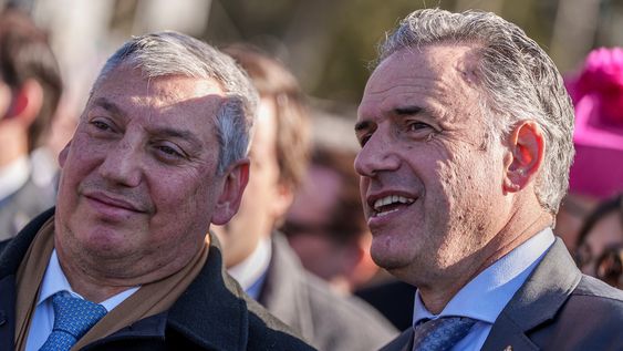 El intendente de Florida Carlos Enciso y el presidente Yamandú Orsi.&nbsp;