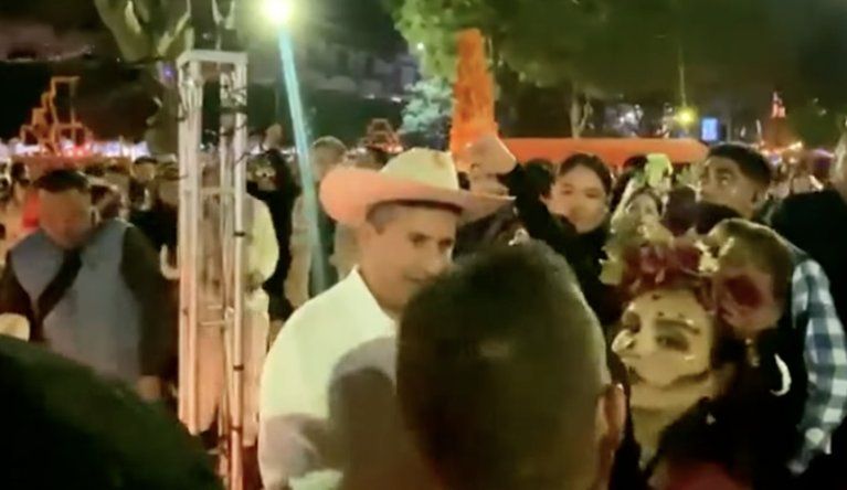 México: asesinan al alcalde de Uruapan en plena celebración de Día de Muertos.