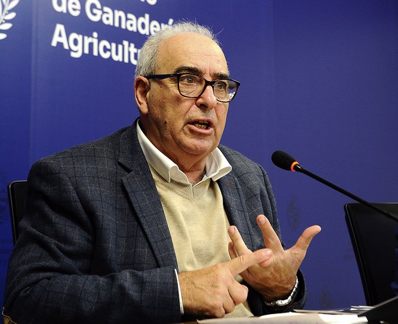 El ministro de Ganadería, Agricultura y Pesca, Alfredo Fratti, en la conferencia del 15 de julio, en la que fundamentó su decisión sobre la exportación de ganado
