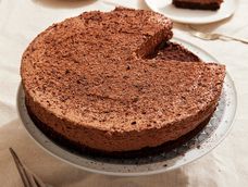la torta mousse de chocolate que esta presente en todas las fiestas de lucia soria la torta mousse de chocolate que esta presente en todas las fiestas de lucia soria