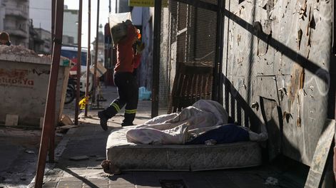 Calle en el Centro de Montevideo durante la ola de frío polar