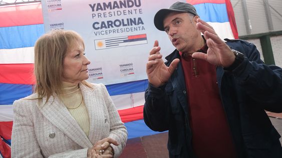 Yamandú Orsi y Carolina Cosse Yamandú Orsi y Carolina Cosse