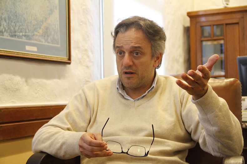 imagen de Uruguay perderá “varios trenes” si espera a revertir el rezago  en Secundaria sin avanzar en la educación terciaria y superior