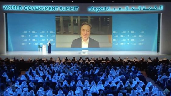 Twitter “es una startup en reverso”, afirmó Musk hablando para el foro desde la sede de Tesla Twitter “es una startup en reverso”, afirmó Musk hablando para el foro desde la sede de Tesla