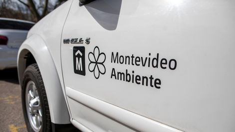 Vehículo del departamento de Ambiente de la Intendencia de Montevideo