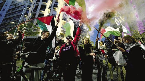 Marcha por Palestina en Montevideo el 20 de octubre. Foto: Javier Calvelo / adhocFOTOS Marcha por Palestina en Montevideo el 20 de octubre. Foto: Javier Calvelo / adhocFOTOS
