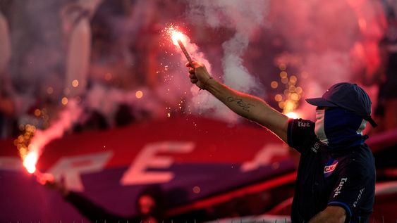La violencia en el deporte, principalmente en las hinchadas de fútbol, es un punto de especial preocupación para la dirigencia política uruguaya.&nbsp;