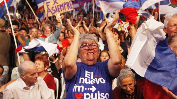 imagen de Martínez se rodea de dirigentes y publicistas con experiencia en elecciones y Cosse apunta a su equipo de trabajo “independiente” imagen de Martínez se rodea de dirigentes y publicistas con experiencia en elecciones y Cosse apunta a su equipo de trabajo “independiente”