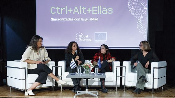 Inés Jakubovski, Fiorella Haim, Valeria Rodao y Rossana Gadea Inés Jakubovski, Fiorella Haim, Valeria Rodao y Rossana Gadea