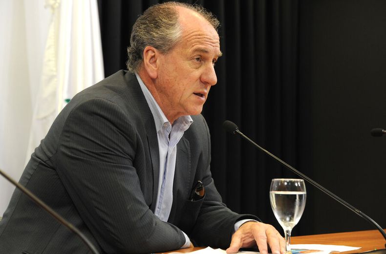 imagen de El ministro Murro instó a votar por los candidatos oficialistas al BPS y luego criticó a la oposición por “afectar” la elección