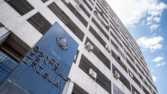 El BCU compró dólares en el mercado por última vez a fin de agosto de 2021 El BCU compró dólares en el mercado por última vez a fin de agosto de 2021