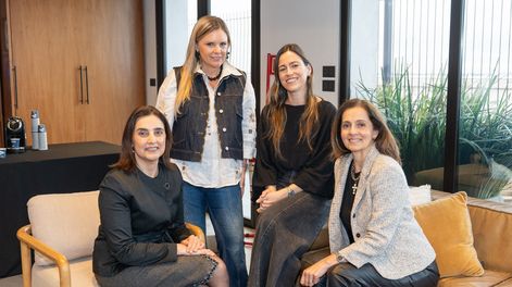 Alejandra Frutos, Tania Thomsen, Ivana Azcué y Mónica Saravia.