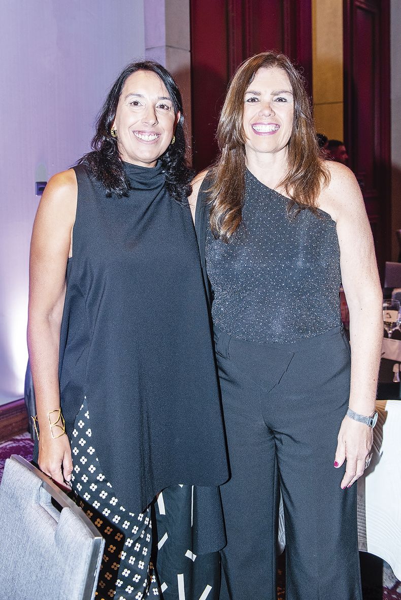 Andrea Sintas y Beatriz Viera
