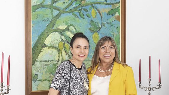 De ADA: vicepresidenta Giovanna Paparelli y presidenta saliente Blanca Fernández de Hume