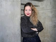 Elaine Vilar Madruga, escritora a cargo de Moiras, antología de cuentos escritos por mujeres. Elaine Vilar Madruga, escritora a cargo de Moiras, antología de cuentos escritos por mujeres.