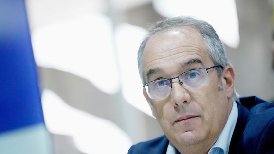 José Carlos Mahía, futuro titular del MEC, en la sede del Frente Amplio el 6 de febrero de 2025 José Carlos Mahía, futuro titular del MEC, en la sede del Frente Amplio el 6 de febrero de 2025