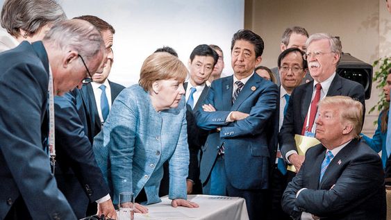 La serenidad y la firmeza de una líder como Merkel han resaltado más en los últimos tiempos al coexistir con pares estridentes como Donald Trump Foto: AFP