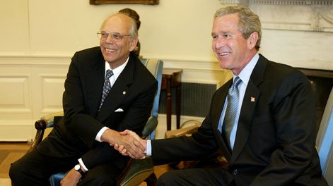 Cancillería declara reservadas las comunicaciones entre los gobiernos de Jorge Batlle y George Bush