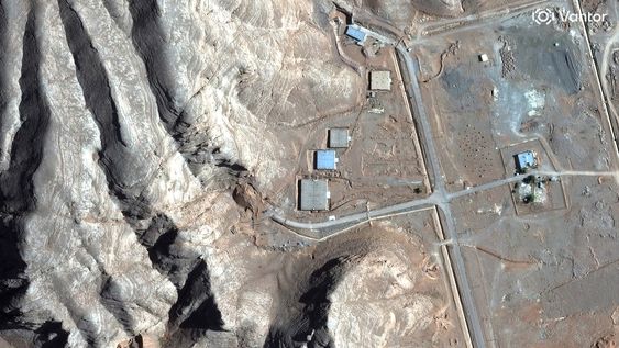 Esta imagen satelital muestra una vista general del complejo de investigación nuclear de Irán en la provincia de Isfahán.