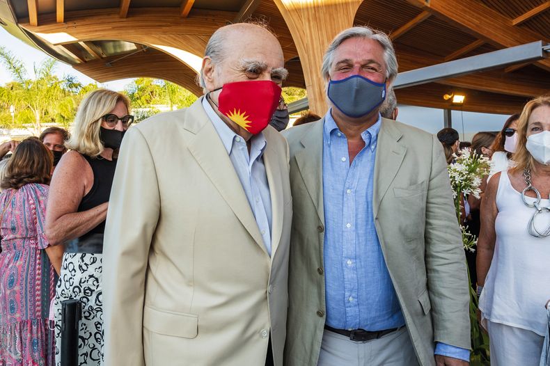 Julio María Sanguinetti con el canciller Francisco Bustillo