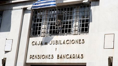 Sede de la Caja de Jubilaciones y Pensiones Bancarias, en la Ciudad Vieja.