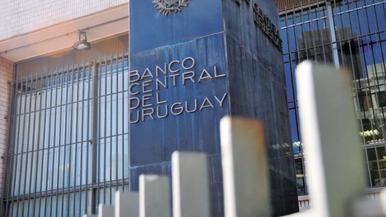 Fachada del Banco Central del Uruguay